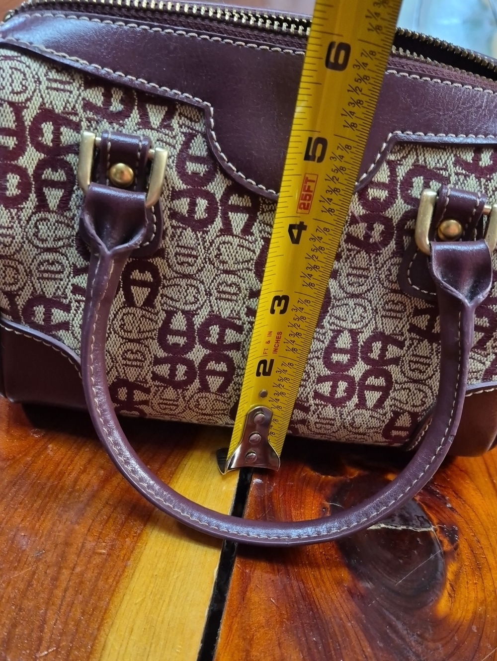 Etienne Aigner Burgundy Patterned Satchel with Matching Wallet - Picture 9 of 9
